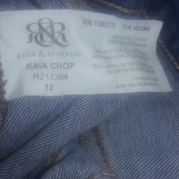 HP⬇45 NWOT Rock&Republic Kaia Ripped Crop Jeans 12 - Picture 5 of 7